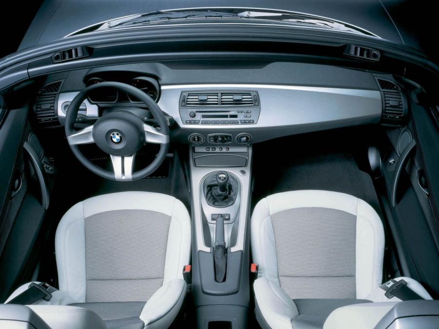  BMW Z4 2001 года  (фото 25 из 38)